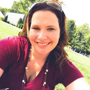 Meet your Posher, Whitney